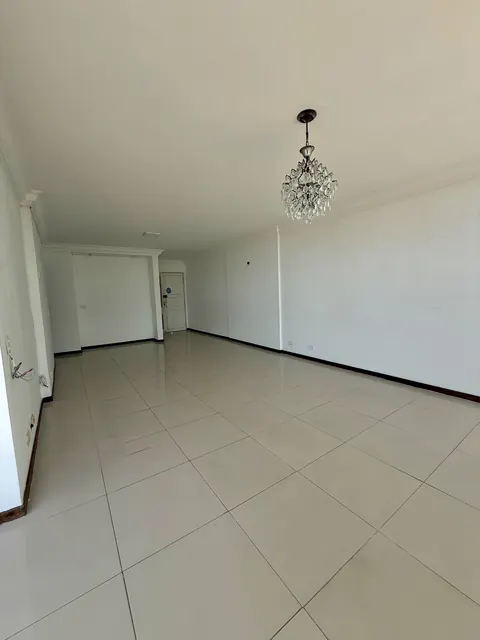 Sala de estar e jantar vista a partir do varandão
