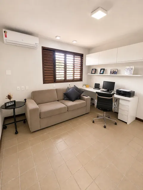 Escritório ou quarto de hóspedes